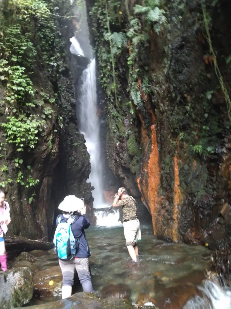 遊南投走訪摩摩納爾瀑布 中華日報 中華新聞雲