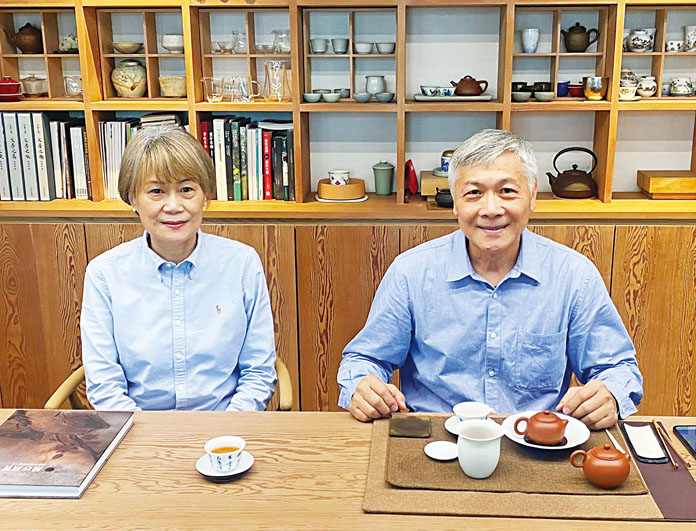 古董藝術賞玩專刊〉「松風燭爐，提壺相呼」錦燕堂主人–何錦榮的紫砂