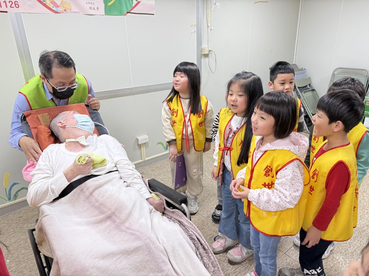 愛心小天使用愛朗讀 助建創世安養院 | 中華日報|中華新聞雲